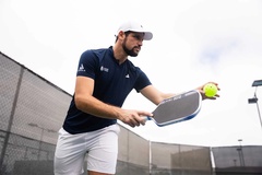 JOOLA ra mắt phiên bản giới hạn vợt Perseus Pro IV mang dấu ấn Chuck Taylor và Dekel Bar