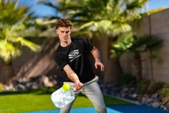 Kỹ thuật lob tấn công trong pickleball: Khi nào nên dùng?