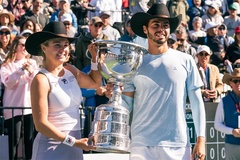 Waters và Johns vượt qua gió lạnh để giành chức vô địch đôi nam – nữ vô địch pickleball thế gới