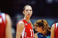 Tượng đài bóng chuyền thế giới bất ngờ gửi lời tới đàn em