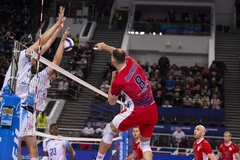 Vòng 1 giải bóng chuyền VĐQG Nga chứng kiến bất ngờ