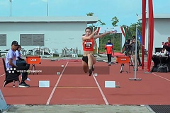 Cô gái xứ Huế Quỳnh Anh giành HCV nhảy xa 3 bước khó tin ở giải Điền kinh Trẻ Đông Nam Á 2025