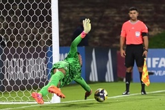 Thủ môn tuyển Brazil cản phá thành công 6 trong 13 cú sút phạt đền ở U17 World Cup