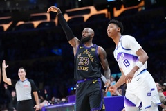 Kỷ lục vô tiền khoáng hậu: LeBron James khởi đầu mùa giải NBA thứ 23 ở tuổi 40