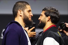 Arman Tsarukyan bất ngờ với chiến thắng “quá dễ” của Makhachev tại UFC 322