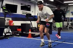 Hé lộ hình ảnh Jake Paul "build cơ bắp" để so găng Anthony Joshua