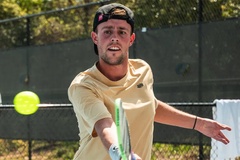 Tay vợt từ Wildcard toả sáng, đánh bại Zane Ford để lần đầu vào bán kết PPA trong sự nghiệp