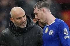 Cole Palmer của Chelsea bị gãy ngón chân trong tai nạn tại nhà