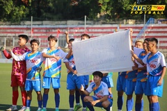 Khoảnh khắc đốn tim: Trường ĐH Nha Trang gửi thông điệp hướng về bà con vùng lũ