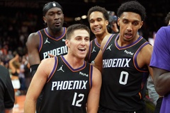 Bị dẫn 8 điểm khi còn 1 phút, Phoenix Suns vẫn thắng Wolves 114-113 nhờ phép màu phút chót
