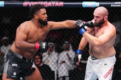 Waldo Cortes-Acosta hướng tới tranh đai hạng nặng sau cú KO tại UFC Qatar