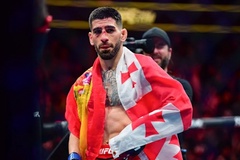 Ilia Topuria than phiền chưa có lịch tái xuất ở UFC 