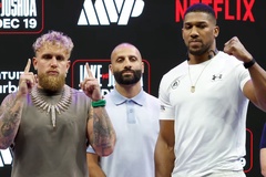 Joe Rogan cảnh báo Jake Paul đã chọc giận Anthony Joshua