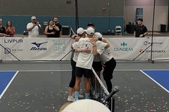 Pickle Breakers nỗ lực phá kỷ lục Guinness về số giờ chơi pickleball lần 2