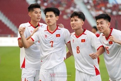 HLV Kim Sang-sik không hài lòng về bàn thua của U22 Việt Nam
