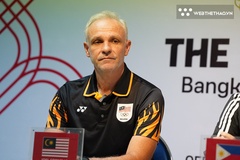 HLV Malaysia khen ngợi đội tuyển nữ Việt Nam sau trận thua 0-7 tại SEA Games 33
