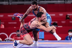 Joe Rogan cảnh báo hạng nặng UFC: “Gable Steveson mà vào tiêu hết”