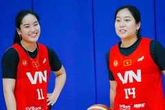 HLV đội tuyển bóng rổ Việt Nam nói gì khi chị em Trương Twins không thể đấu 5x5 tại SEA Games 33?