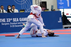 Chùm ảnh bộ đôi "Song Ngọc" giành huy chương đầu tiên cho Thể thao Việt Nam ở SEA Games 33