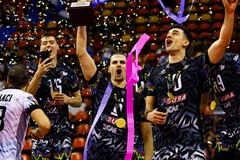 Perugia lần thứ 3 nâng cao chiếc cúp Vô địch bóng chuyền Thế giới các CLB