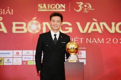 Hoàng Đức vượt Đình Bắc, lập hat-trick Quả bóng Vàng