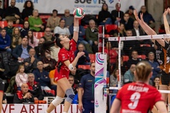 Altafratte thắng sít sao tại tie-break, một điểm quý giá cho La Futura