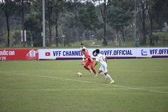 Xâm phạm thân thể đối phương, cầu thủ U19 TPHCM nhận án phạt cực nặng