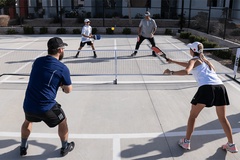 Chiến thuật pickleball hiện đại: Vì sao VĐV chuyên nghiệp có xu hướng rời xa đường kitchen?