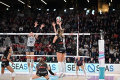 Chieri giành chiến thắng sát nút, Conegliano hồi sinh phong độ tại Serie A1