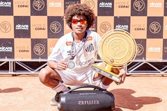 Tranh cãi nổ ra ở Brazil về vụ tranh giành "Neymar 2.0", thần đồng 13 tuổi