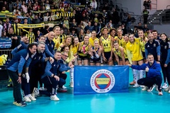Fenerbahçe thăng hoa tại Champions League: quét sạch Łódź bằng chiến thắng 3-0