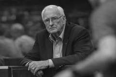 Từ biệt Neil Harwood - Huyền thoại đã cống hiến trọn đời cho bóng bàn thế giới