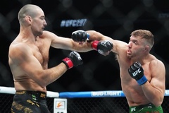 Sean Strickland tố UFC gây áp lực tái đấu Dricus du Plessis dù anh gãy vai