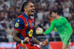 Người hùng Raphinha giúp Barcelona đánh bại Real Madrid và giành Siêu cúp