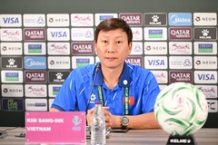 HLV Kim Sang Sik: “U23 UAE vượt trội hơn về thể chất, tốc độ”