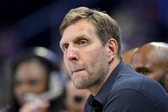 Chủ mới Dallas Mavericks nỗ lực hàn gắn quan hệ với huyền thoại CLB Dirk Nowitzki