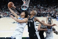 Anthony Edwards ghi 55 điểm vẫn bất lực trước Wembanyama trong màn so tài đỉnh cao NBA