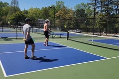 Ban quản trị tự ý chuyển sân tennis thành pickleball: Có trái luật khi không lấy ý kiến cư dân?