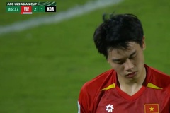 Đình Bắc lên tiếng sau tấm thẻ đỏ ở chiến thắng kịch tính trước U23 Hàn Quốc