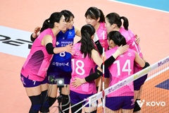 Heungkuk Life toàn thắng sân nhà, leo lên vị trí thứ hai BXH bóng chuyền Hàn Quốc