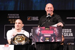 Thắng trận chưa đủ, Sean Strickland tiếp tục công kích hệ thống trả lương UFC