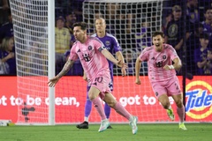 Lập cú đúp cho Inter Miami, Messi đạt cột mốc ghi bàn 22 năm liên tiếp
