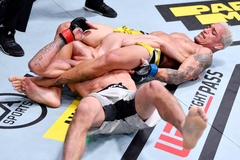 Huyền thoại UFC dự đoán Charles Oliveira sẽ phải trả giá đắt trước Max Holloway tại UFC 326