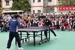 Ánh hào quang Olympic thắp sáng giấc mơ bóng bàn trong trường học