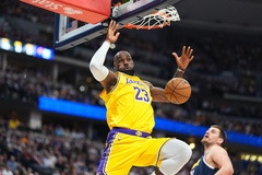 LeBron James chấn thương ngay thời điểm nhạy cảm, Los Angeles Lakers có nên lo lắng trước NBA Playoffs?