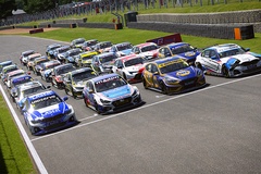 Từ khủng hoảng tài chính đến tăng trưởng 95%: cú xoay chuyển của Motorsport Games