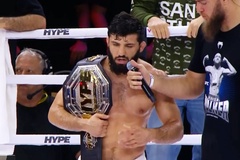  Arman Tsarukyan "ru ngủ" Muhammad Mokaev tại Brazil, thách thức Charles Oliveira ở UFC