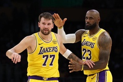 HLV trưởng Los Angeles Lakers: "Không ai ở NBA chơi hay hơn Luka Doncic lúc này"