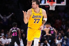 Luka Doncic ghi 60 điểm lịch sử, kéo dài chuỗi thắng của Los Angeles Lakers lên con số 8