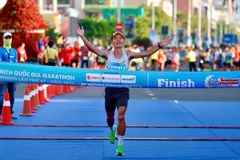 Nguyên Thanh và Hồng Lệ giành những tấm HCV Đại hội Thể thao toàn quốc đầu tiên 